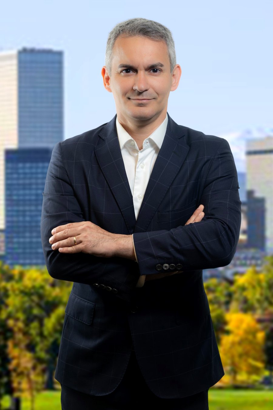 Alfredo Sandes, Founding Partner